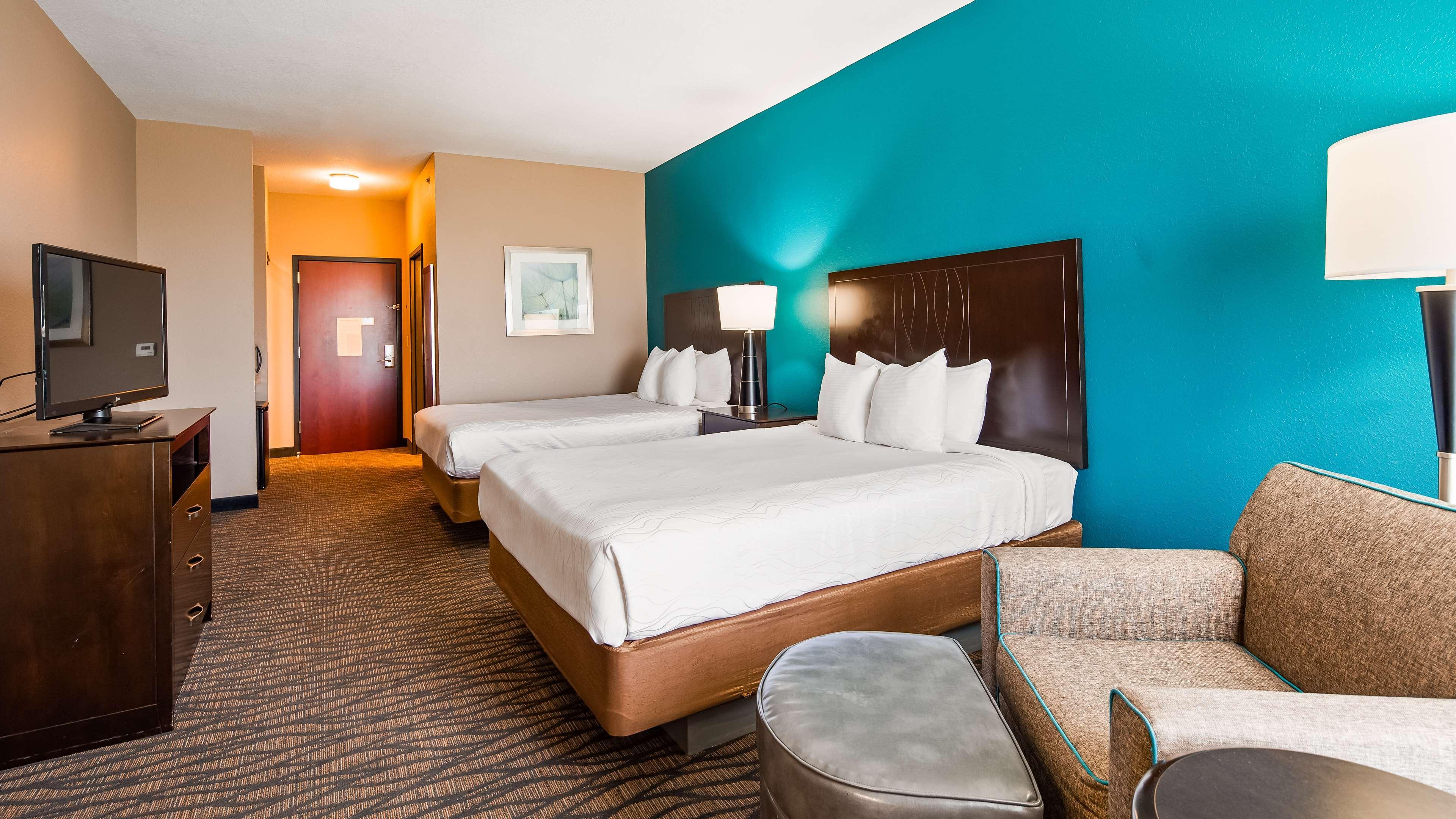 Best Western Plus Hiawatha Hotel Ngoại thất bức ảnh