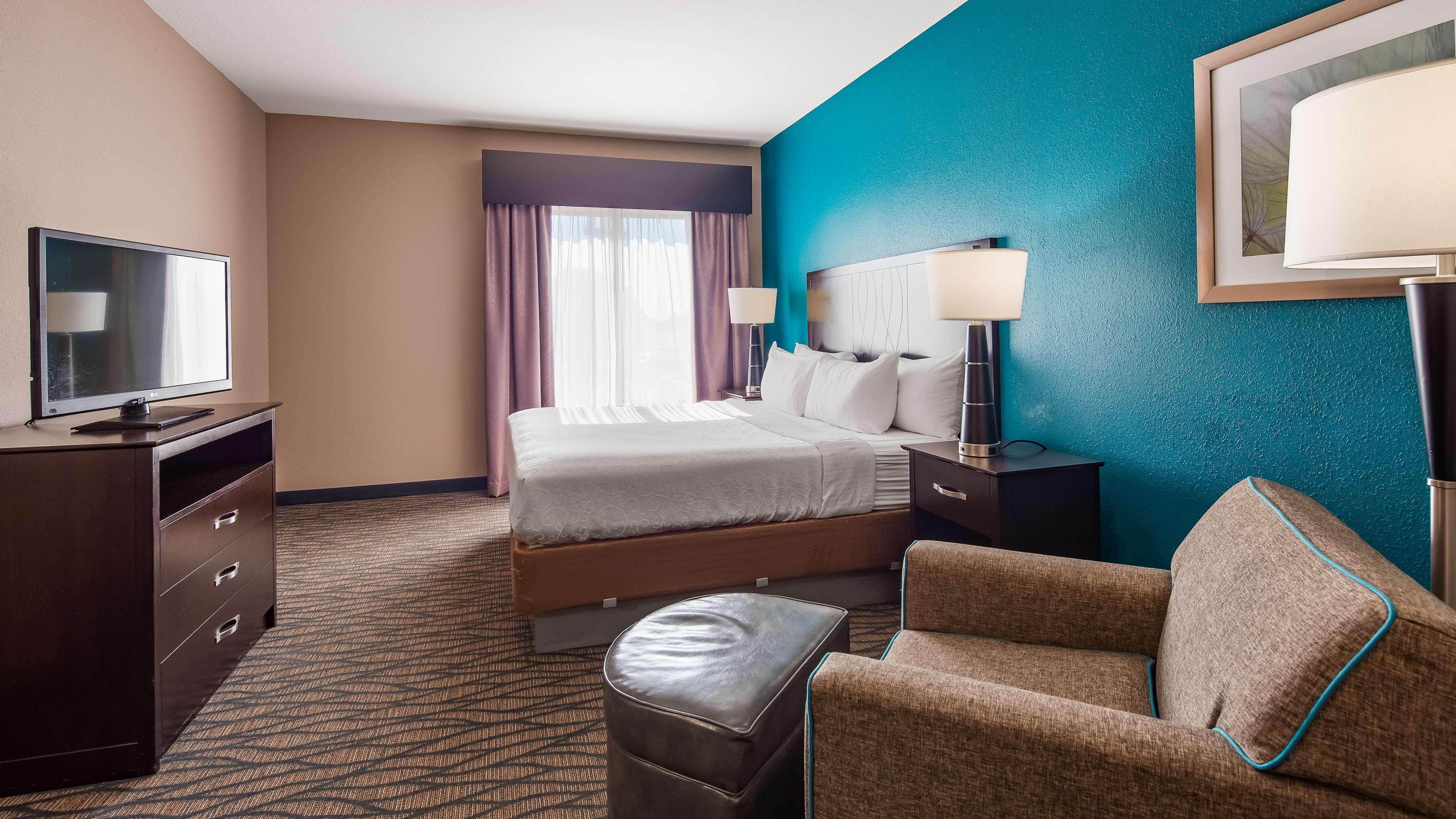 Best Western Plus Hiawatha Hotel Ngoại thất bức ảnh